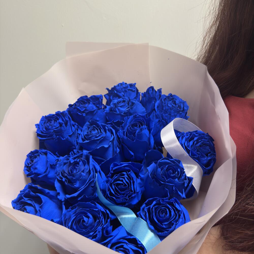 Букет из 17 синих роз Эквадор