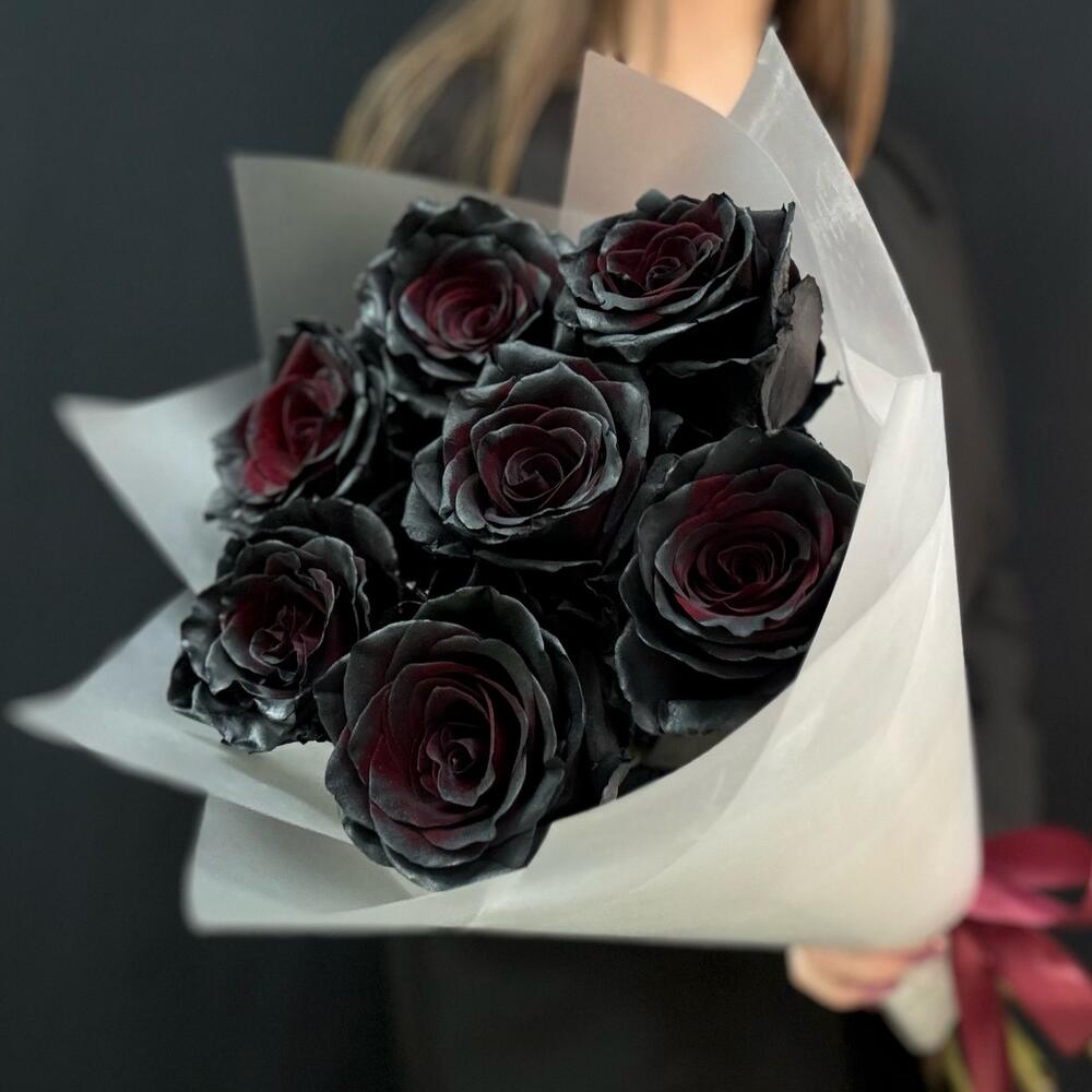 Букет из 7 чёрных роз
