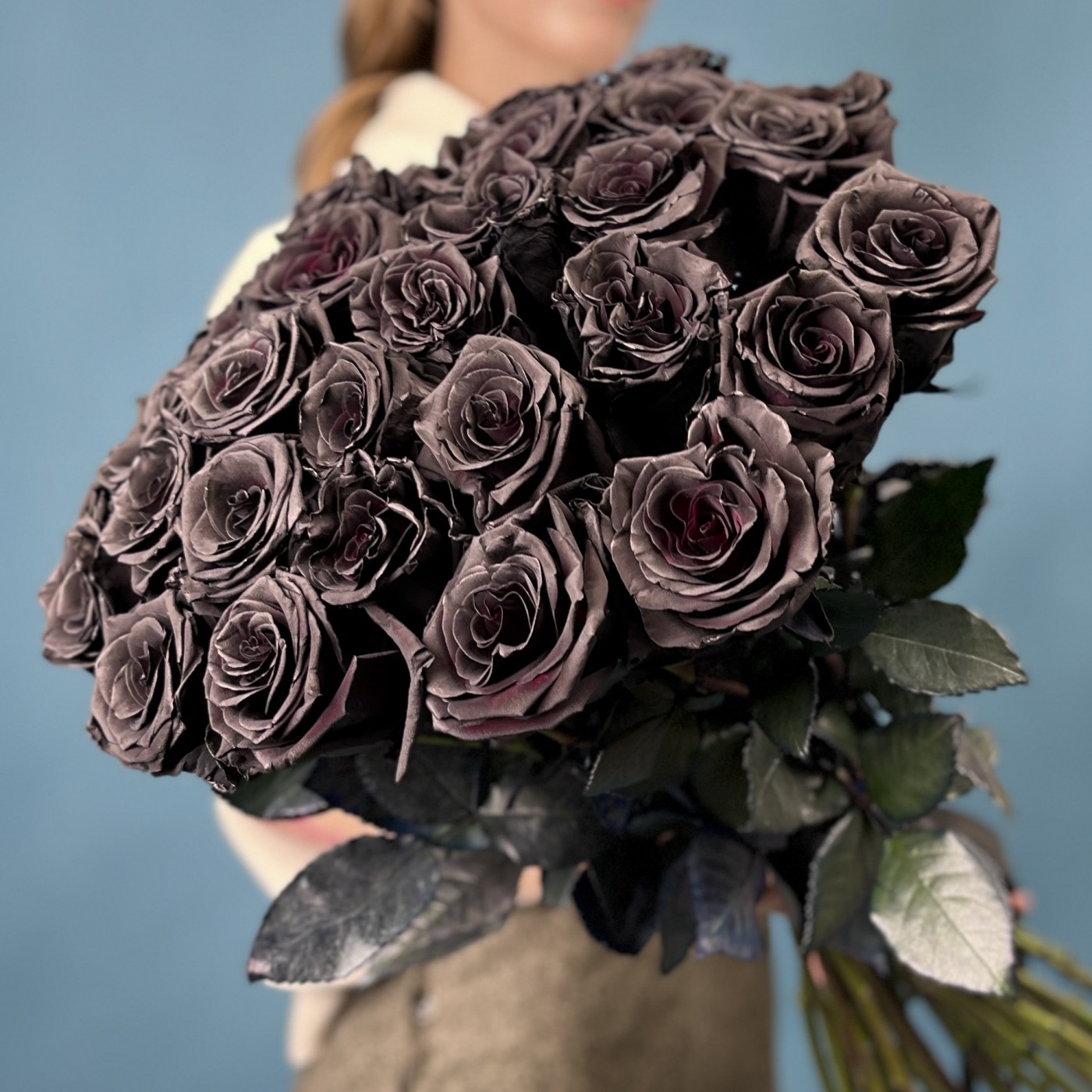 Букет из 35 чёрных роз