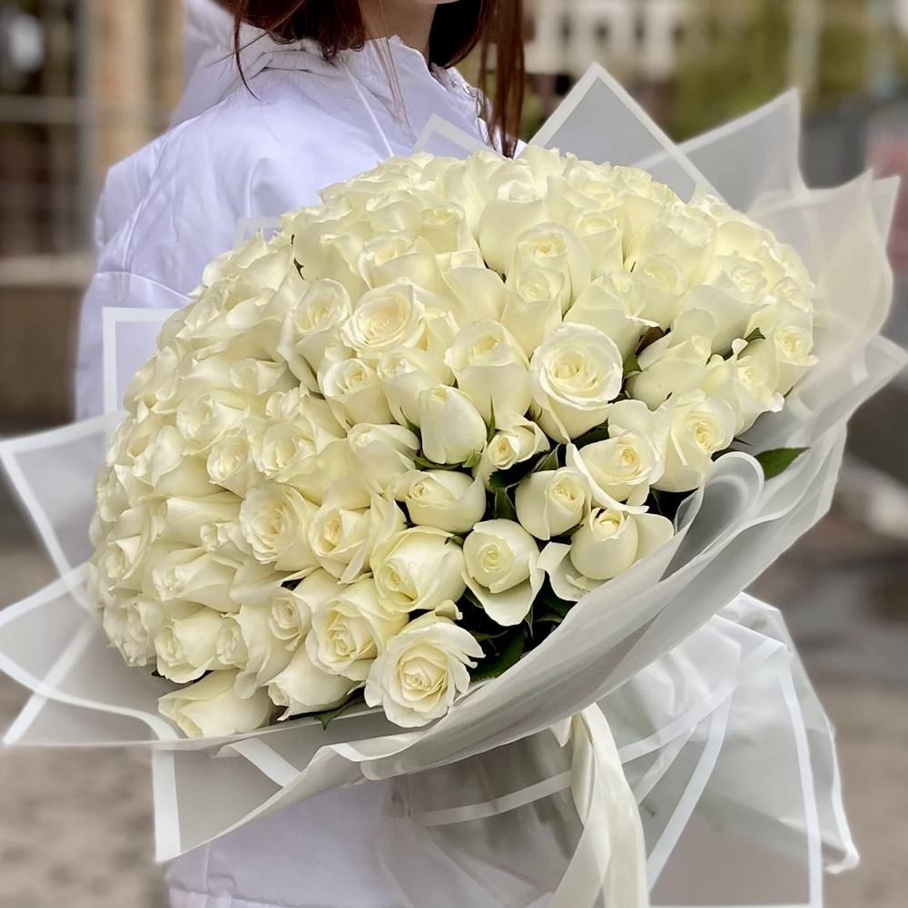 Букет из 101 белой розы 50 см